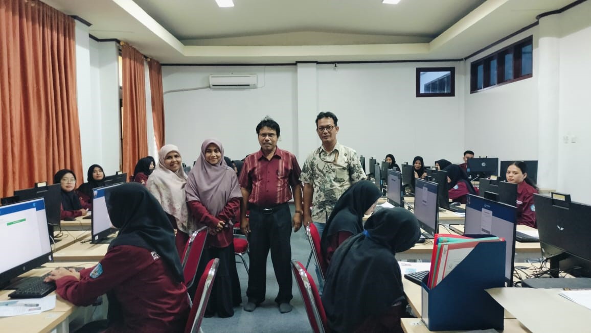 Pelaksanaan UTBK UKPPPG 2025 Program Studi PPG Bidang Stusiw Pendidikan Kimia Berlangsung Lancar, Dihadiri Dekan FKIP
